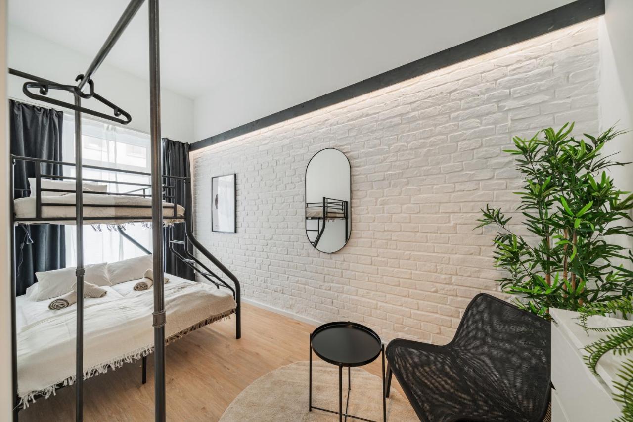 Chic Central City Rooms By Home2 เวียนนา ภายนอก รูปภาพ