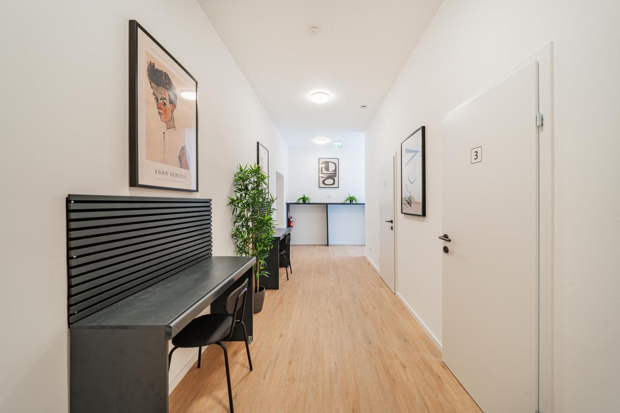 Chic Central City Rooms By Home2 เวียนนา ภายนอก รูปภาพ