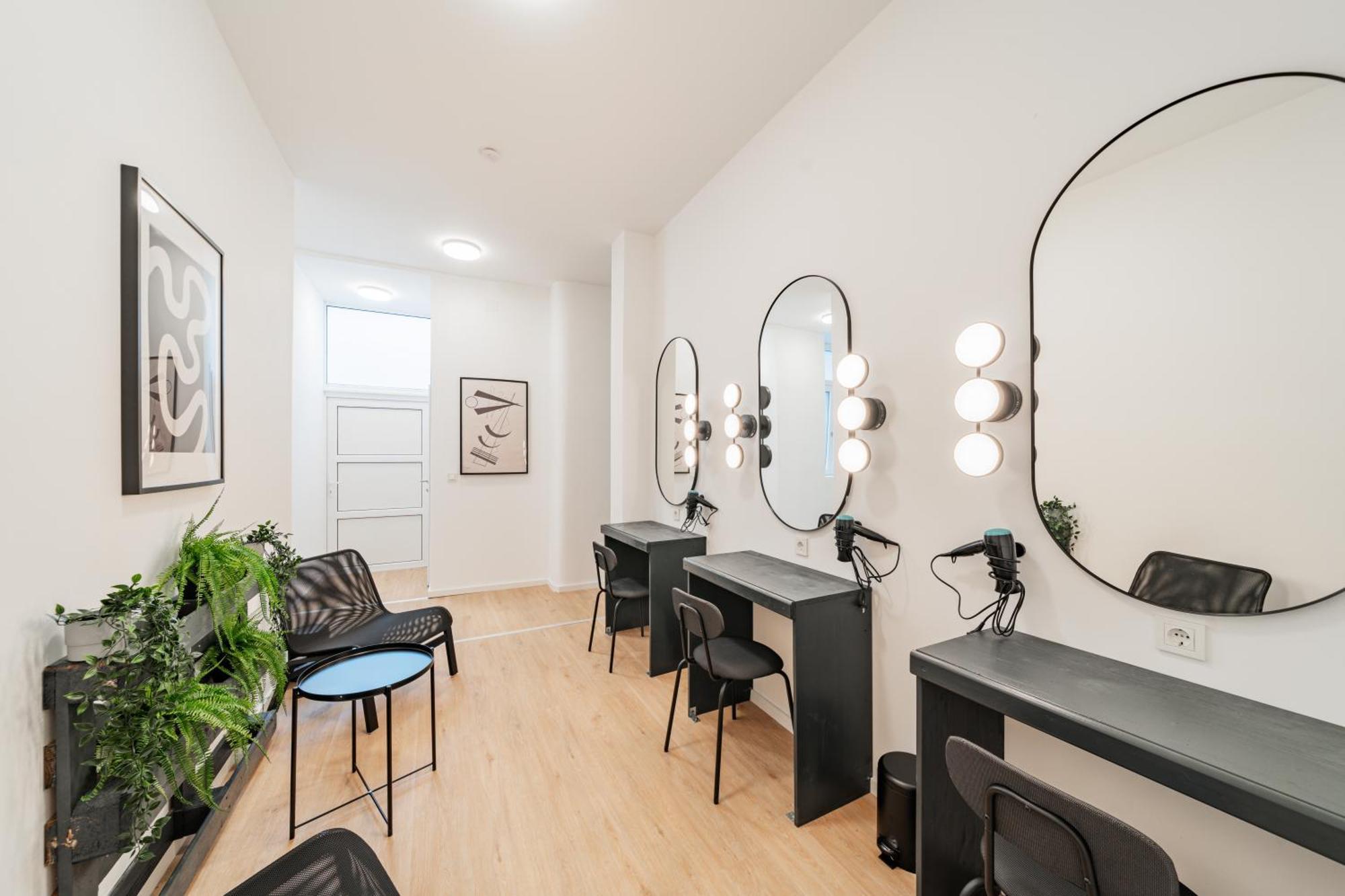 Chic Central City Rooms By Home2 เวียนนา ภายนอก รูปภาพ