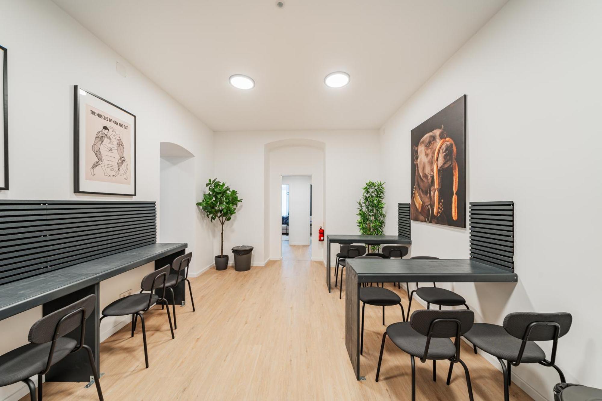 Chic Central City Rooms By Home2 เวียนนา ภายนอก รูปภาพ